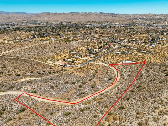 7891 Victor Vista Avenue, Yucca Valley, CA 92284