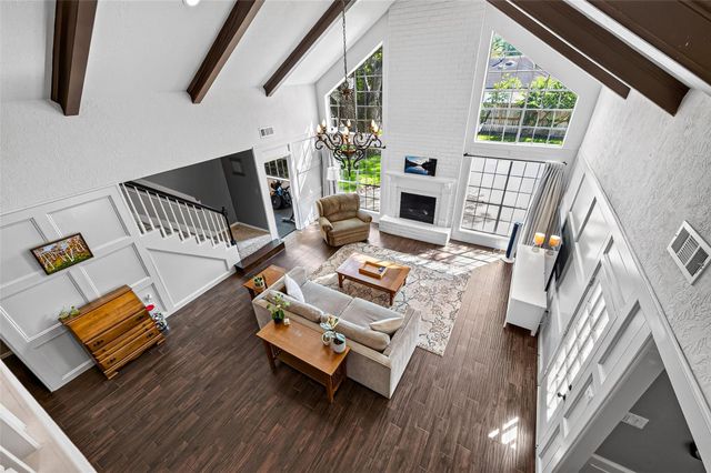 1638 Fall Valley Drive, Houston, TX 77077