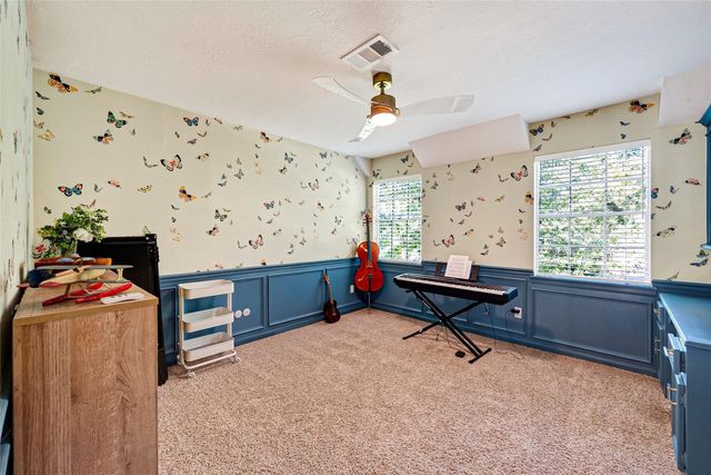 1638 Fall Valley Drive, Houston, TX 77077
