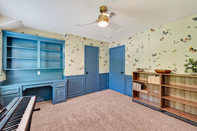 1638 Fall Valley Drive, Houston, TX 77077