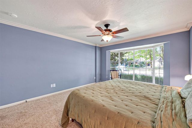 1638 Fall Valley Drive, Houston, TX 77077