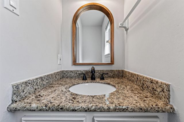 1638 Fall Valley Drive, Houston, TX 77077