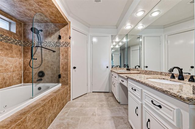 1638 Fall Valley Drive, Houston, TX 77077