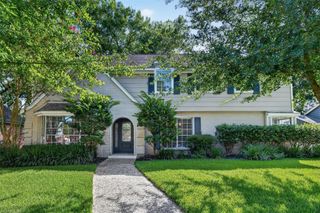 1638 Fall Valley Drive, Houston, TX 77077