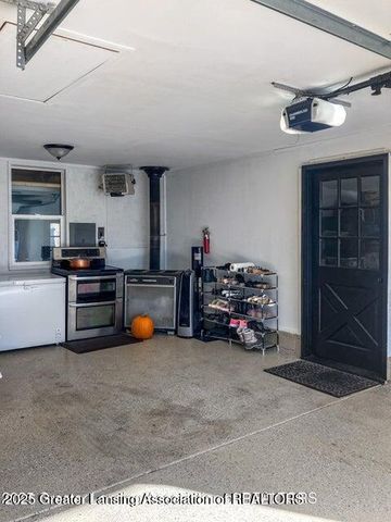11500 Eden Trail, Eagle, MI 48822