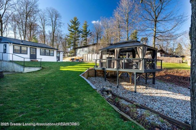 11500 Eden Trail, Eagle, MI 48822