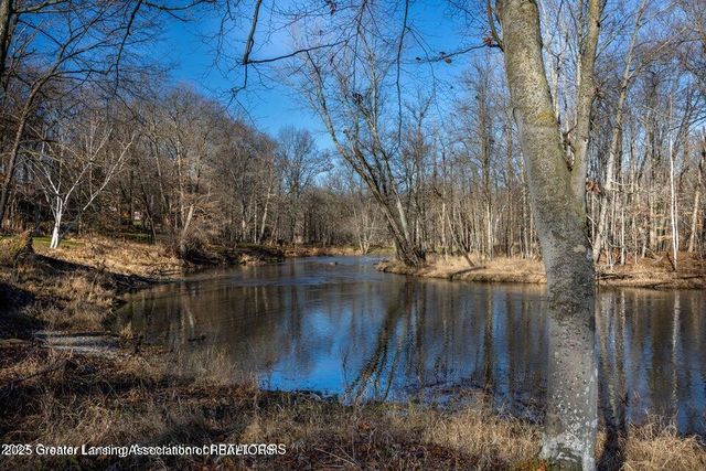 11500 Eden Trail, Eagle, MI 48822