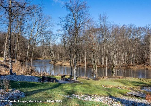 11500 Eden Trail, Eagle, MI 48822