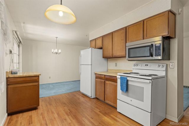 1404 S Dover Way, Lakewood, CO 80232