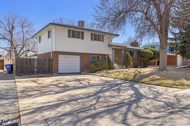 1404 S Dover Way, Lakewood, CO 80232