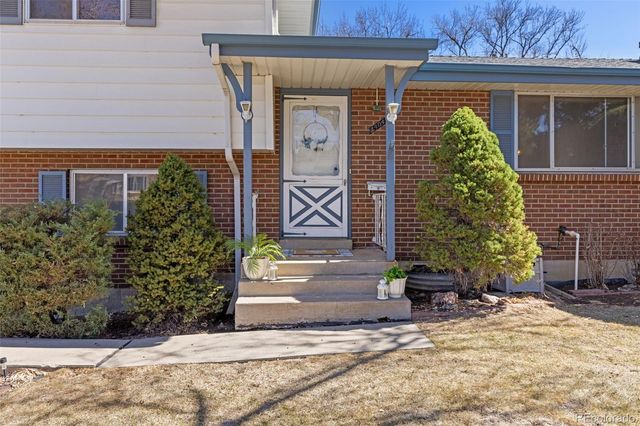 1404 S Dover Way, Lakewood, CO 80232