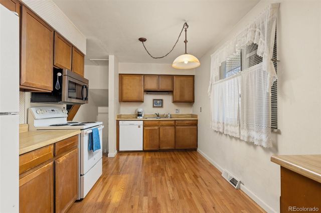 1404 S Dover Way, Lakewood, CO 80232