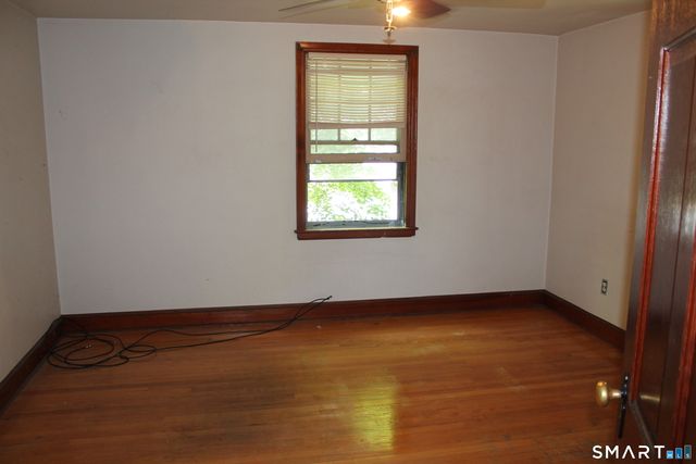 26 Edgewood Street, Meriden, CT 06451