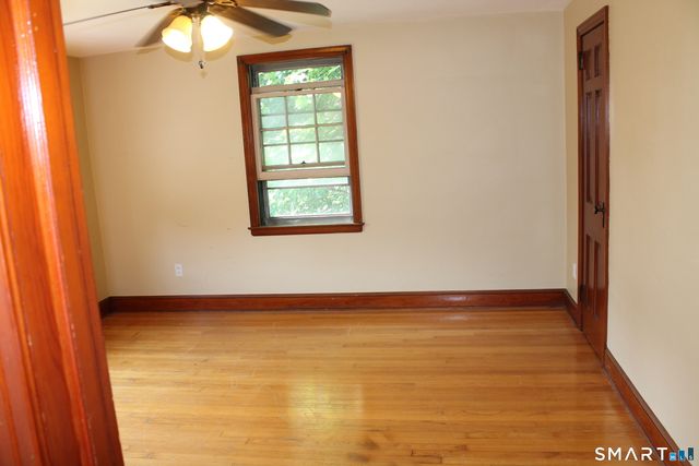 26 Edgewood Street, Meriden, CT 06451