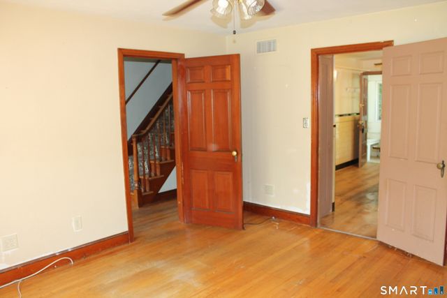 26 Edgewood Street, Meriden, CT 06451