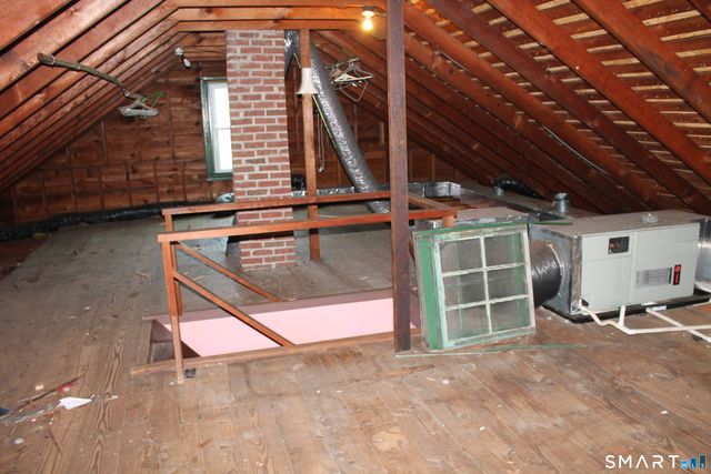 26 Edgewood Street, Meriden, CT 06451