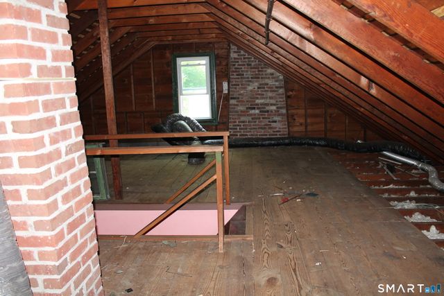 26 Edgewood Street, Meriden, CT 06451