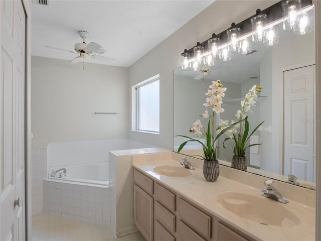 416 SAND PEBBLE COVE, Longwood, FL 32750