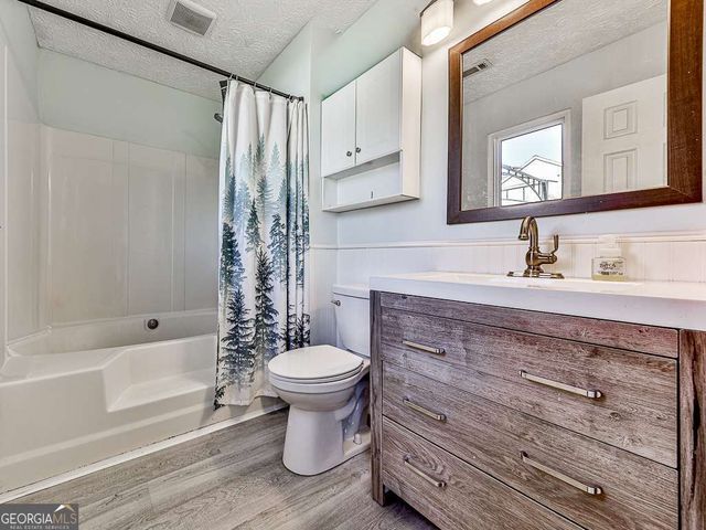 606 Bluff Drive, Woodstock, GA 30188