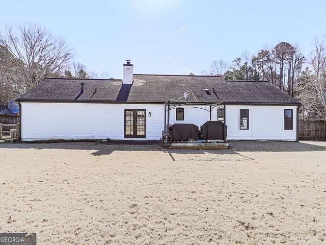 606 Bluff Drive, Woodstock, GA 30188