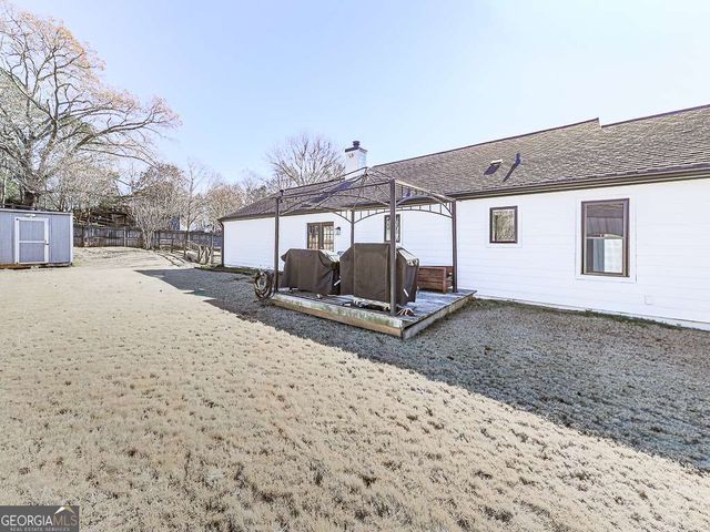 606 Bluff Drive, Woodstock, GA 30188