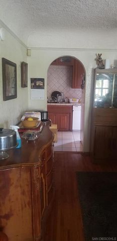 420 S Pearl Ave, Compton, CA 90221