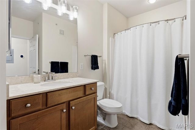 1270 Strassner Drive 3312, Brentwood, MO 63144
