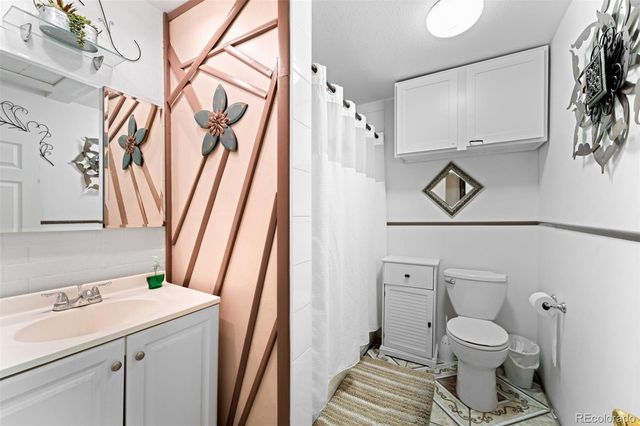 6004 Hudson Street, Commerce City, CO 80022