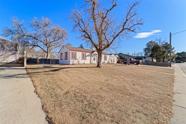 6004 Hudson Street, Commerce City, CO 80022