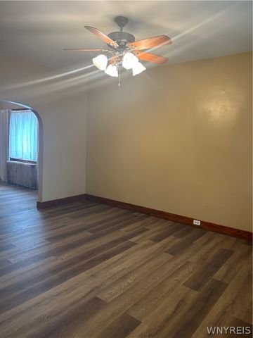 15 Schmarbeck Avenue, Buffalo, NY 14212