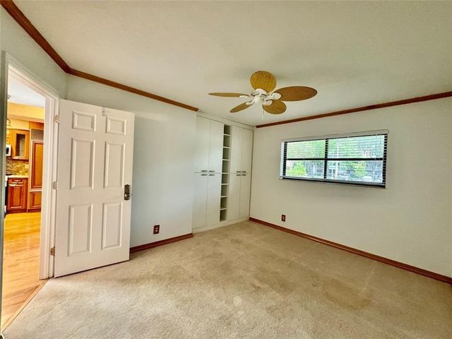 7653 NW 79 Avenue 110, Tamarac, FL 33321