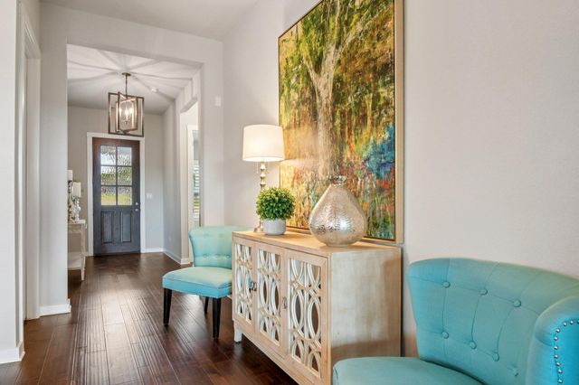 520 Hazy Hills LOOP, Dripping Springs, TX 78620