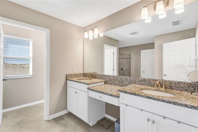 3027 AUTUMN ROCK DRIVE, Zephyrhills, FL 33540