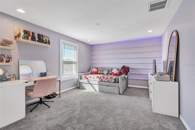 3027 AUTUMN ROCK DRIVE, Zephyrhills, FL 33540