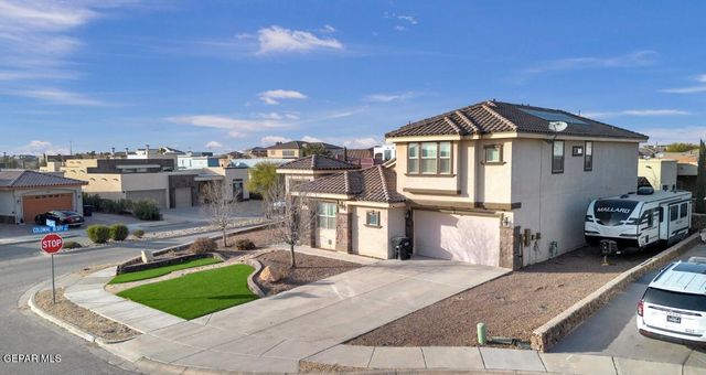 841 GOLDEN EDGE Court, El Paso, TX 79928