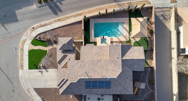 841 GOLDEN EDGE Court, El Paso, TX 79928