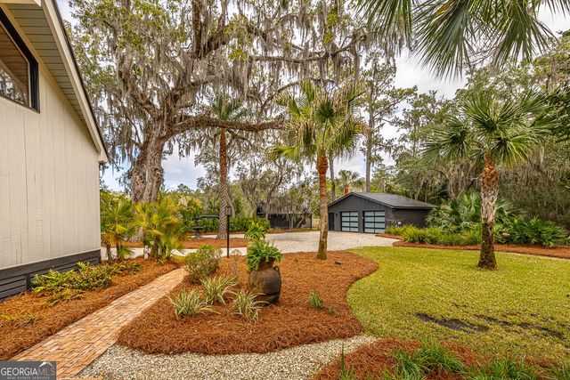 6201 Frederica Road, St. Simons, GA 31522