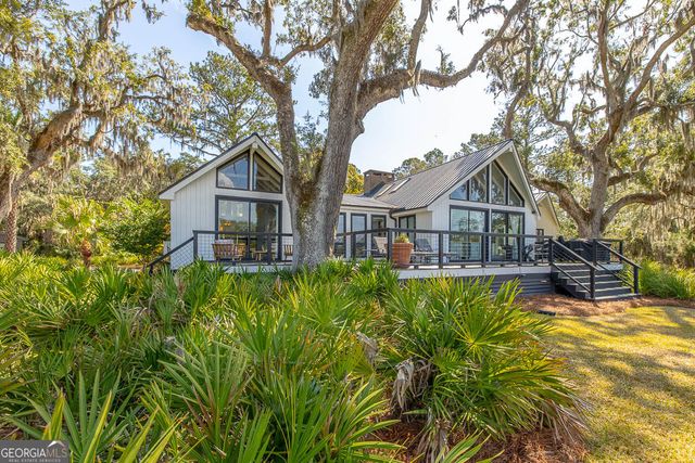 6201 Frederica Road, St. Simons, GA 31522