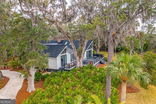 6201 Frederica Road, St. Simons, GA 31522