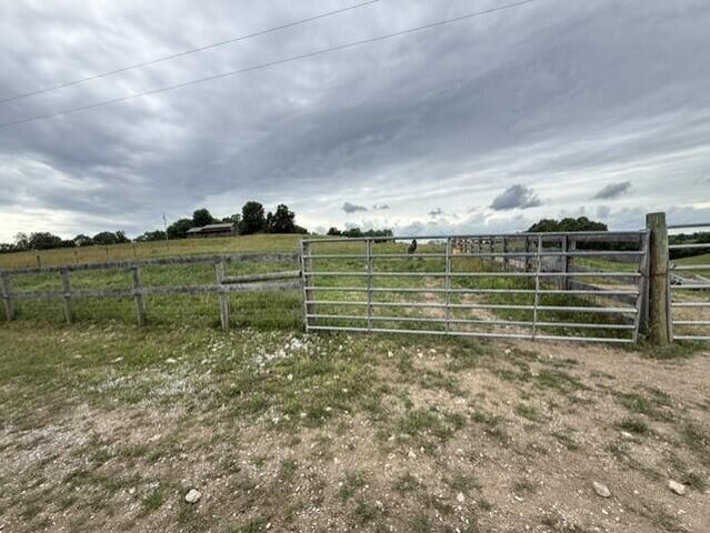665 Lillies Ferry Road, Winchester, KY 40391