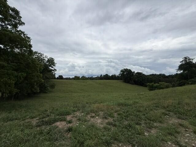 665 Lillies Ferry Road, Winchester, KY 40391