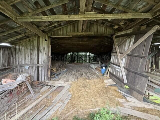 665 Lillies Ferry Road, Winchester, KY 40391