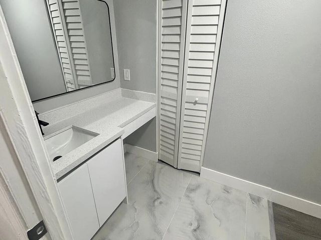 3244 NW 84th Avenue, Sunrise, FL 33351