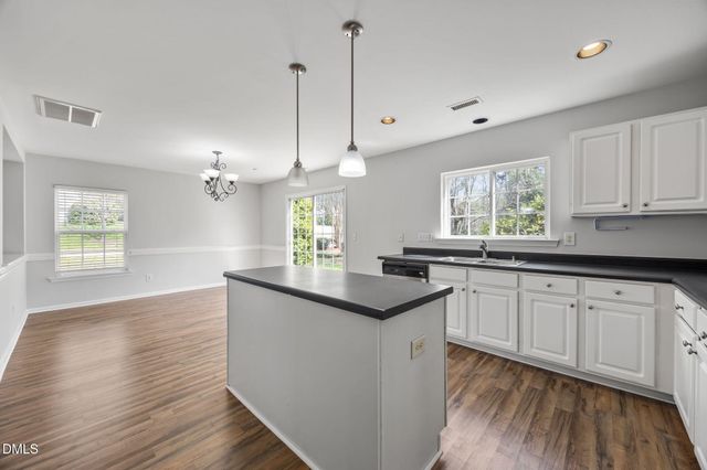 3050 Remington Oaks Circle, Cary, NC 27519