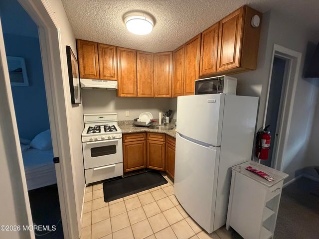 39 Sampson Avenue A6, Seaside Heights, NJ 08751