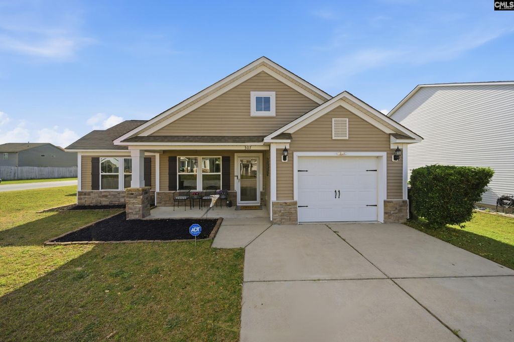 307 Deertrack Run, Lexington, SC 29073