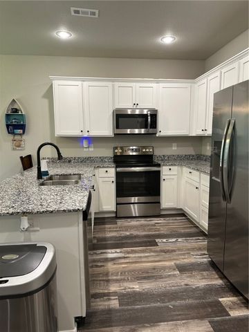 26 Osborne Drive, Bella Vista, AR 72715