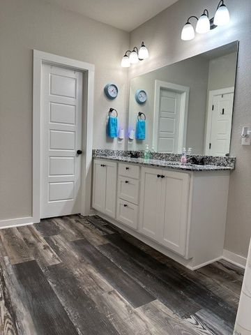 26 Osborne Drive, Bella Vista, AR 72715