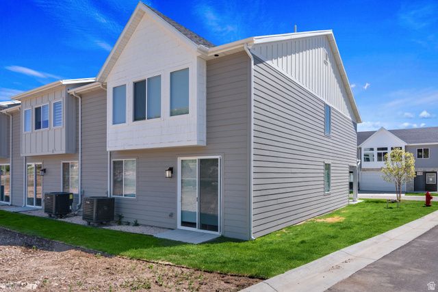 533 BLUE LAKE ST, Garden City, UT 84028