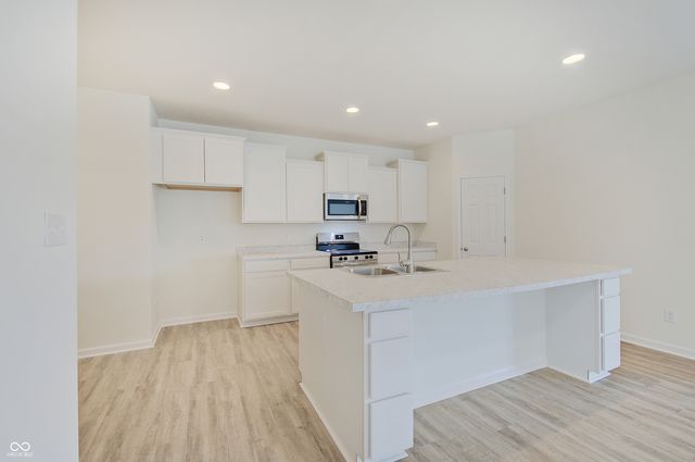 1266 Hanging Rock Drive, Mooresville, IN 46158